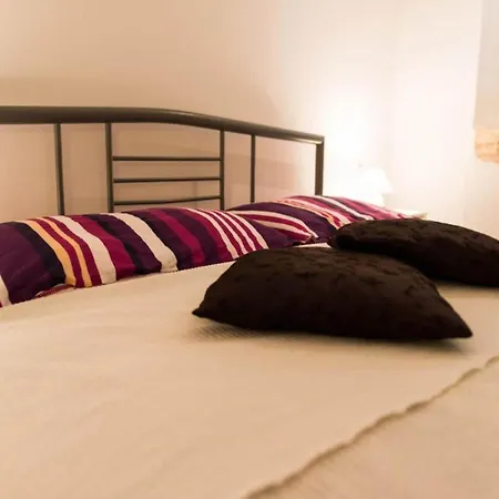 Lee Loo - * Dubrovník